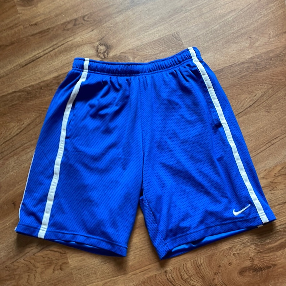 Nike Men’s Basketball/Athletic Shorts Size M